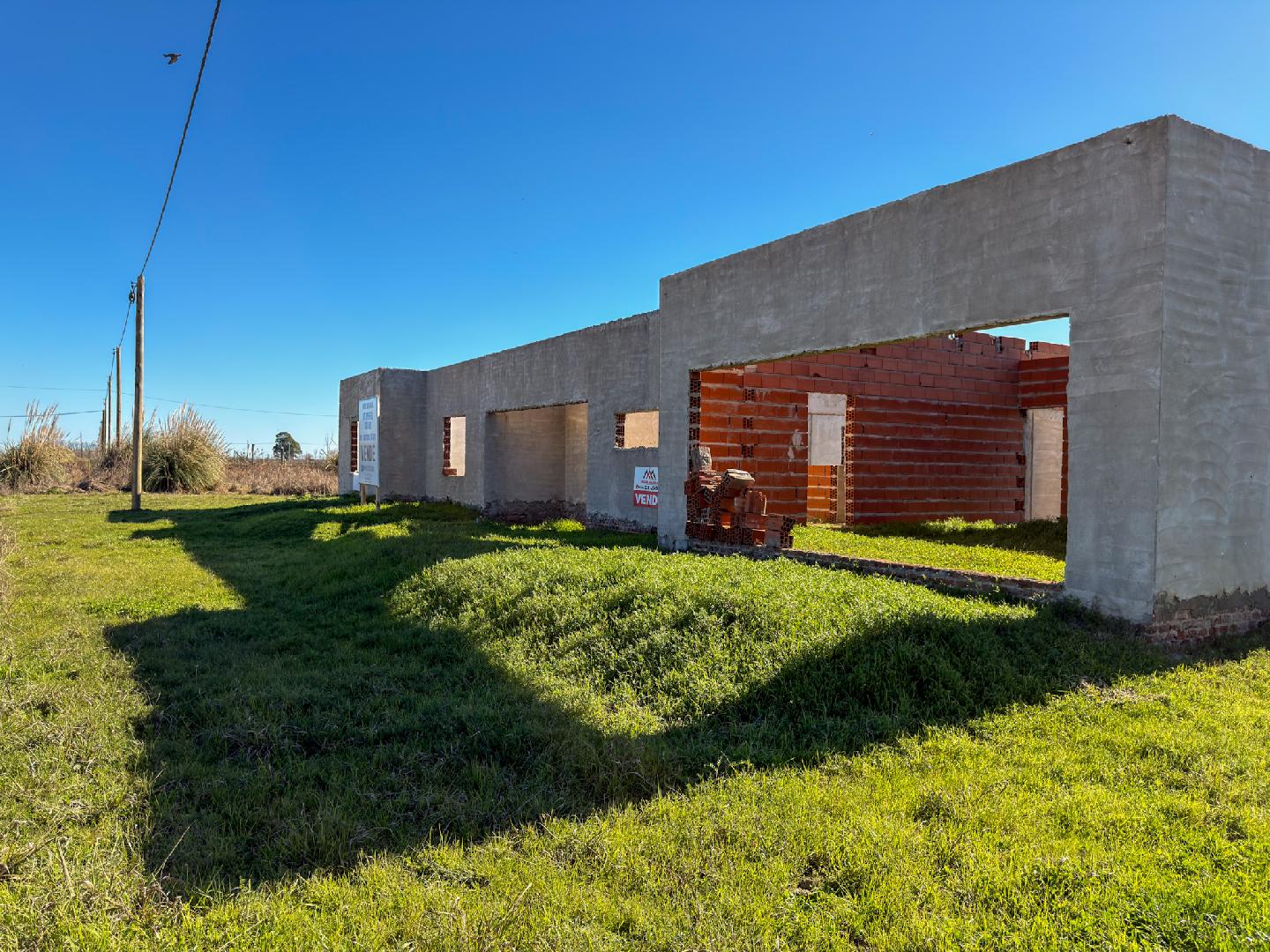 Casa a terminar sobre 1.600 m² en Barrio San Carlos, Junín