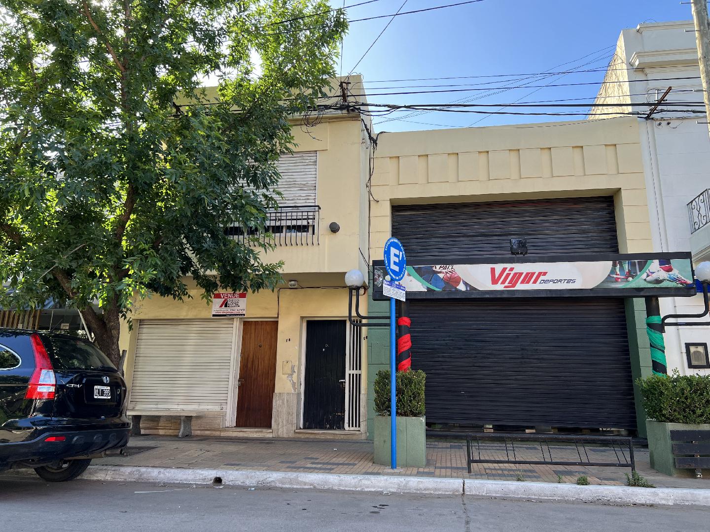 EN VENTA | CASA MAS LOCAL CENTRICO 