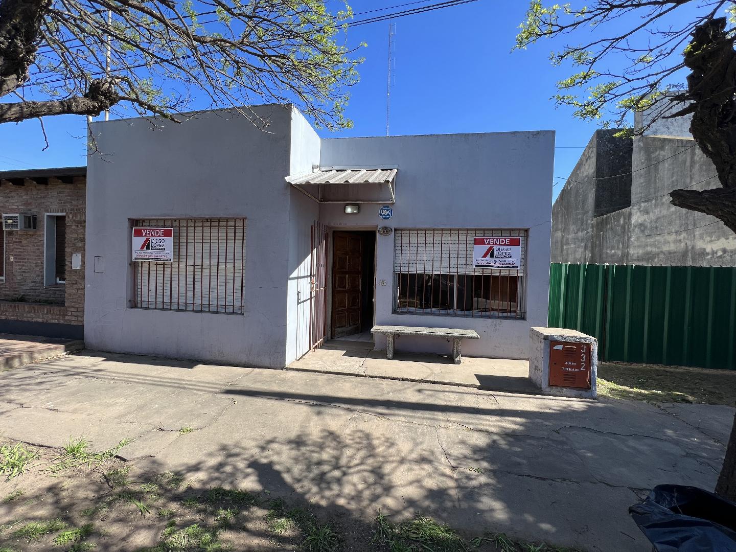 CASA EN VENTA CALLE LAPRIDA 332